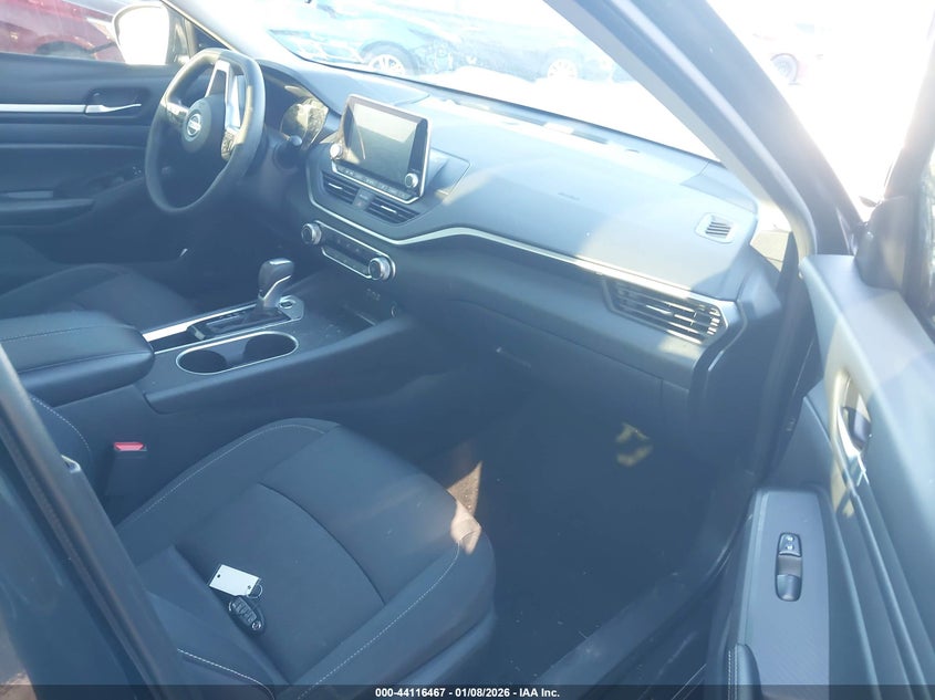 2022 Nissan Altima Sv Fwd