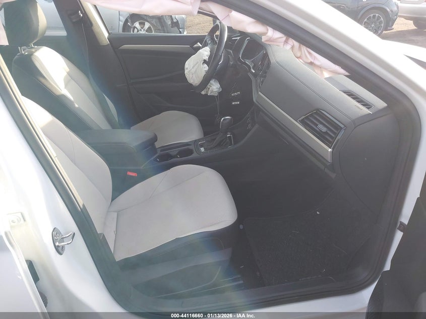 2021 VOLKSWAGEN JETTA auction photo 5
