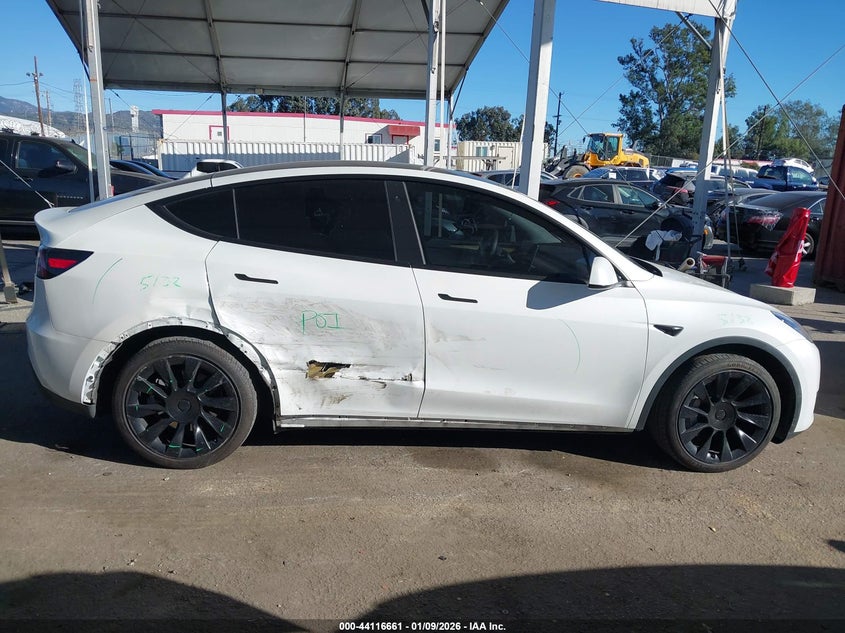 VIN 7SAYGDEE1PA096937 2023 TESLA MODEL Y AWD/LONG RANGE DUAL MOTOR ALL-WHEEL DRIVE