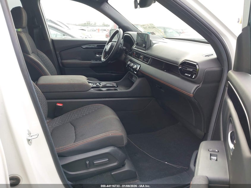 2025 Honda Pilot Sport