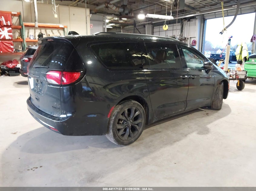 2019 Chrysler Pacifica Limited