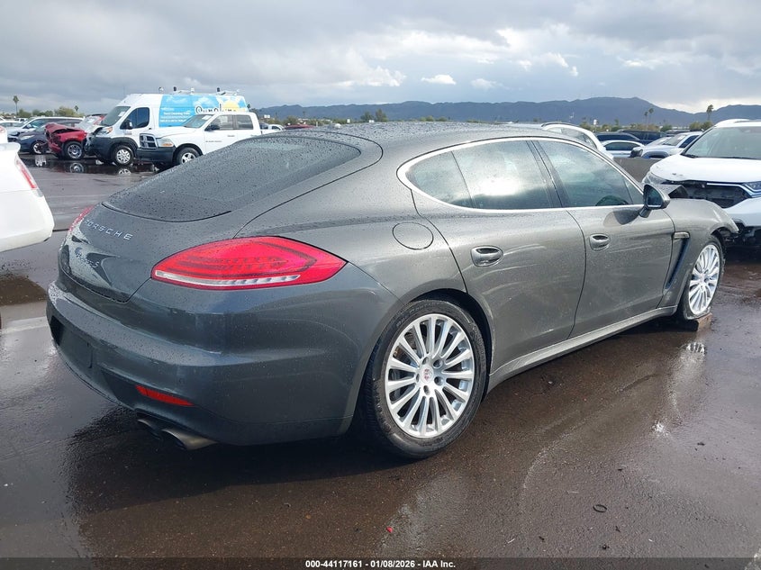 2014 Porsche Panamera S