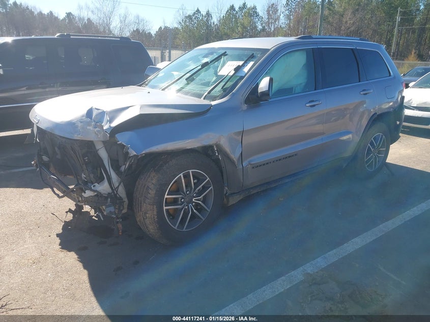2020 Jeep Grand Cherokee Laredo E 4X2