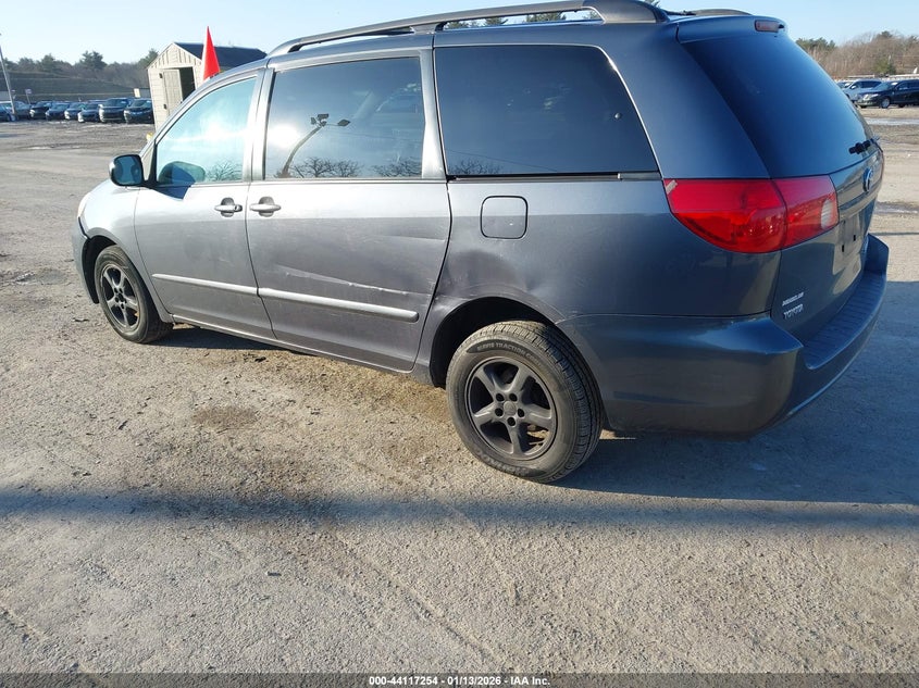 2008 Toyota Sienna Le