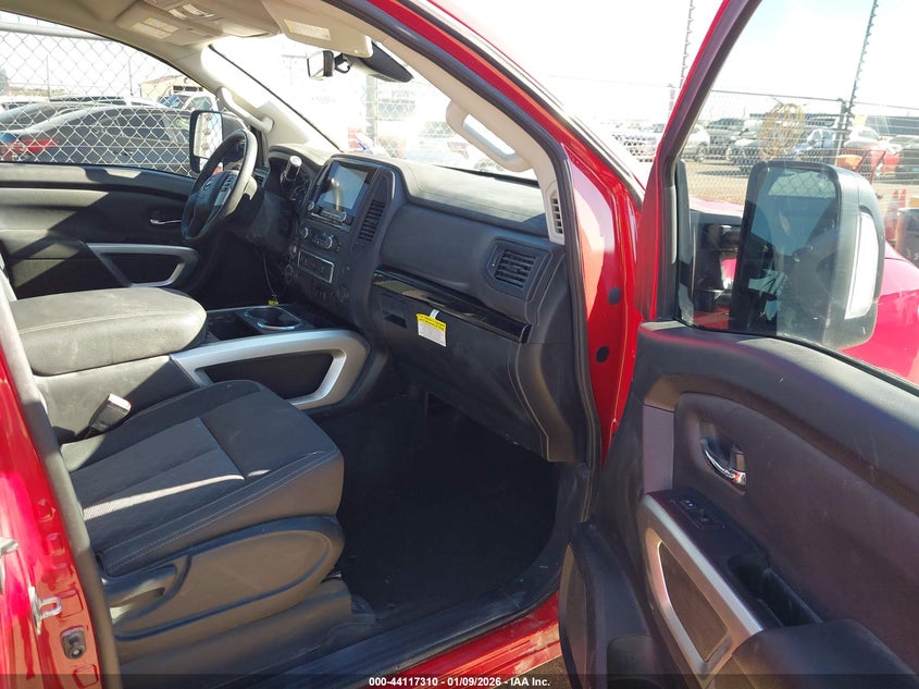 2024 Nissan Titan Crew Cab Sv 4X4