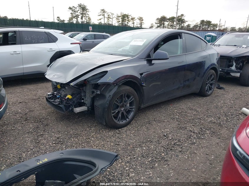 2025 Tesla Model Y Long Range Dual Motor Rear-Wheel Drive