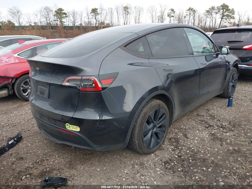 2025 Tesla Model Y Long Range Dual Motor Rear-Wheel Drive