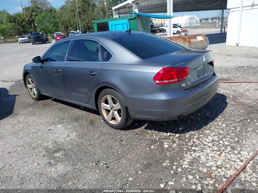 2012 Volkswagen Passat 2.5L Se