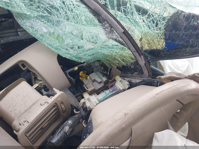 2002 Toyota Avalon Xl VIN: 4T1BF28B32U255533 Lot: 44117738