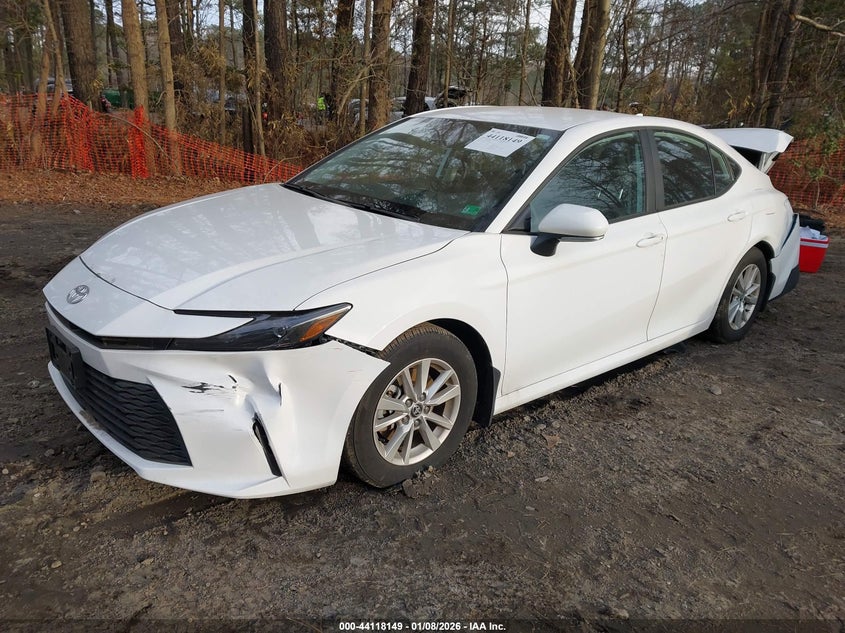 2025 Toyota Camry Le