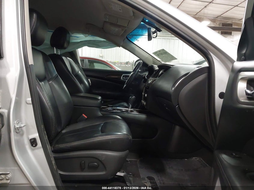 2016 Nissan Pathfinder Sl