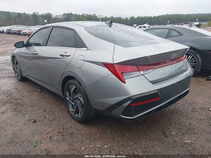 2025 Hyundai Elantra Sel Convenience