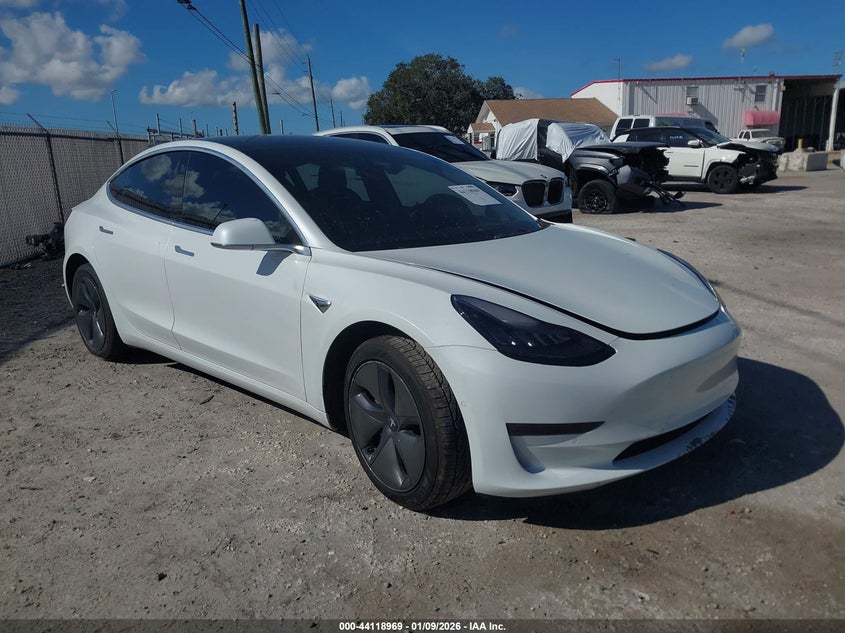 2019 Tesla Model 3 Long Range/Performance