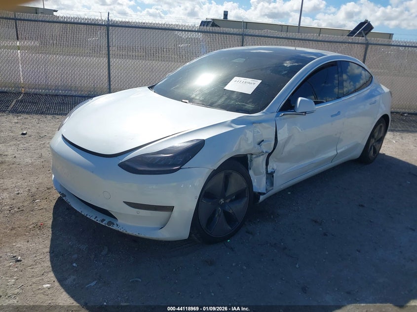 2019 Tesla Model 3 Long Range/Performance