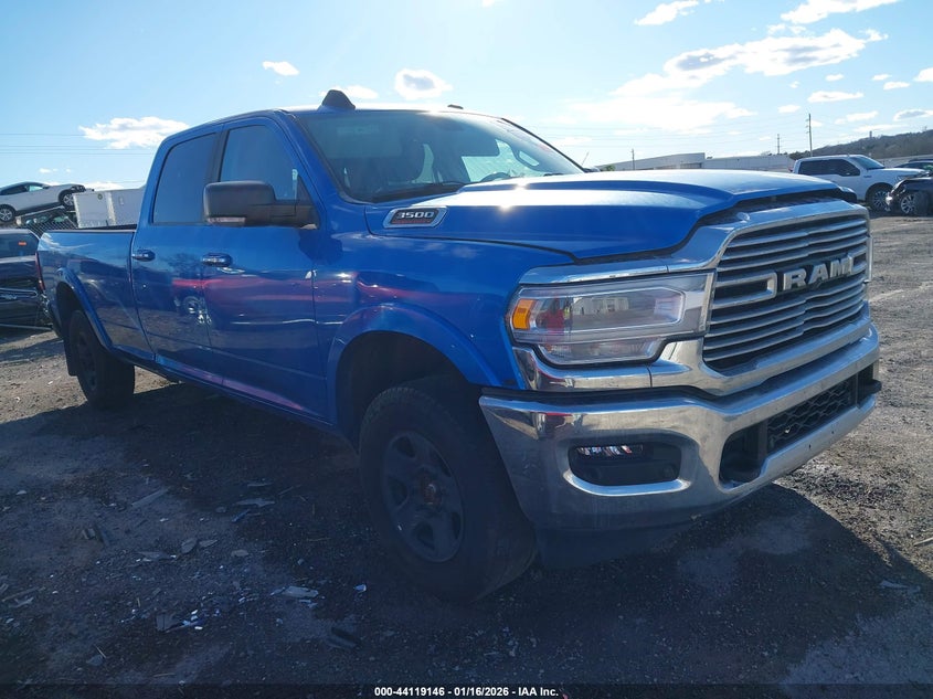 2022 Ram 3500 Laramie 4X4 8' Box