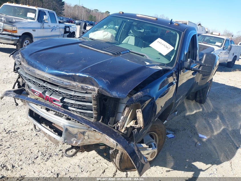 2011 GMC Sierra 3500Hd Sle 1GT323CG5BF117686 photo #3