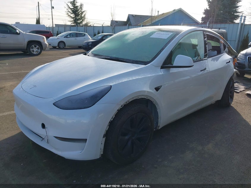 2025 Tesla Model Y Long Range Dual Motor All-Wheel Drive