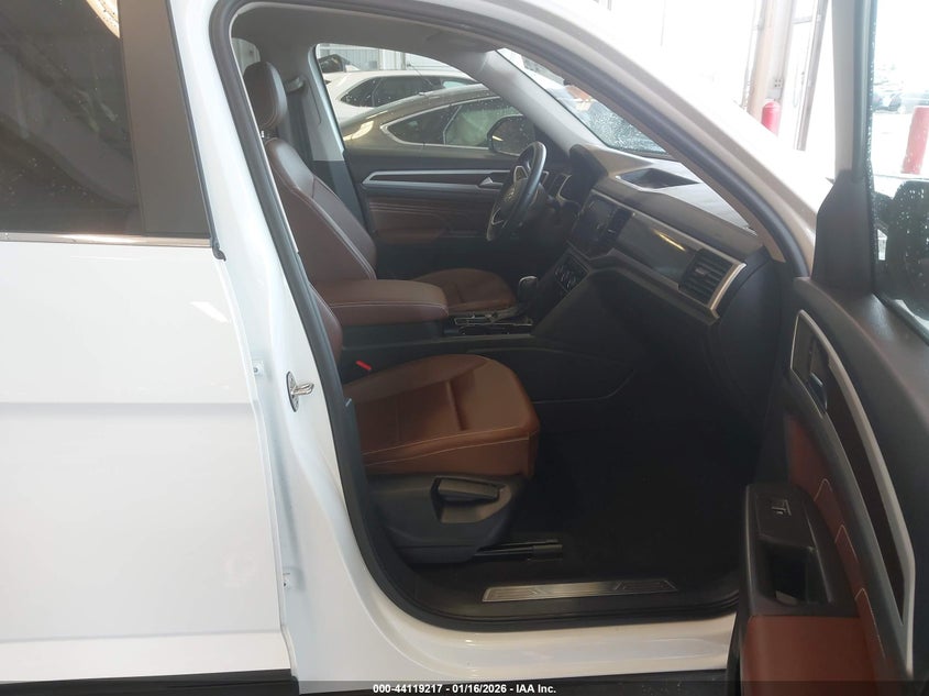 2023 Volkswagen Atlas 3.6L V6 Se W/Technology