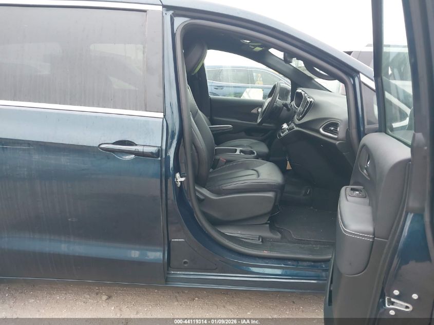 2025 Chrysler Pacifica - 2C4RC1BG6SR612680