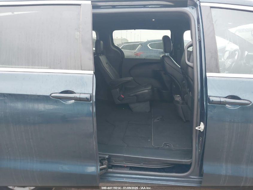 2025 Chrysler Pacifica - 2C4RC1BG6SR612680