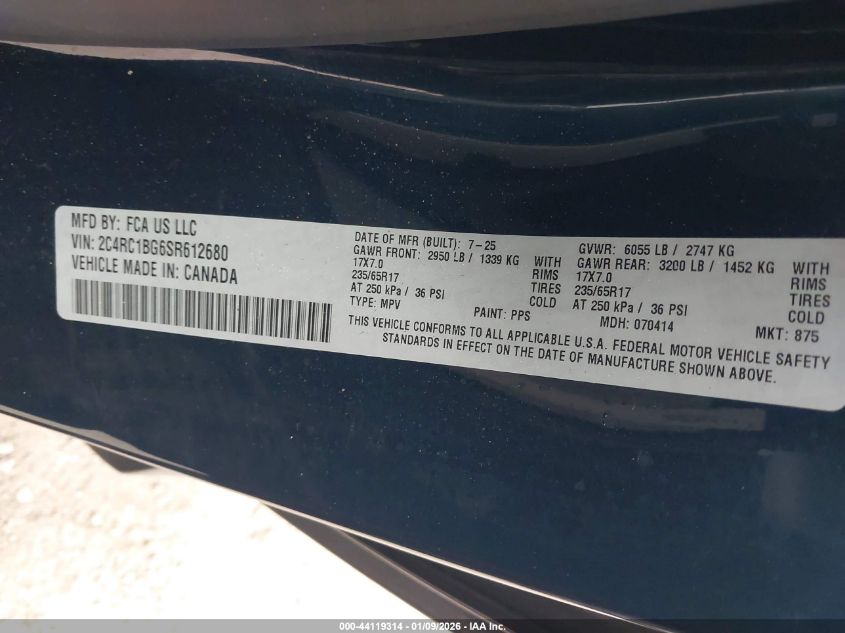 2025 Chrysler Pacifica - 2C4RC1BG6SR612680