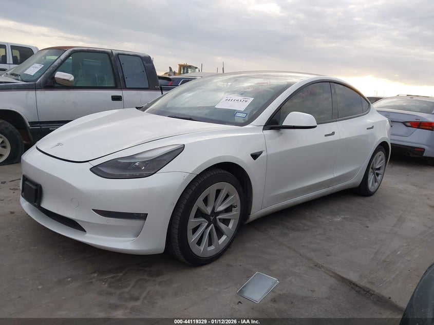 VIN 5YJ3E1EBXNF179798 2022 TESLA MODEL 3 LONG RANGE DUAL MOTOR ALL-WHEEL DRIVE