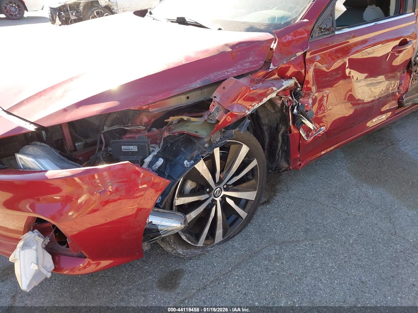 VIN 1N4AL4CV1LC152369 2020 NISSAN ALTIMA SR VC-TURBO FWD