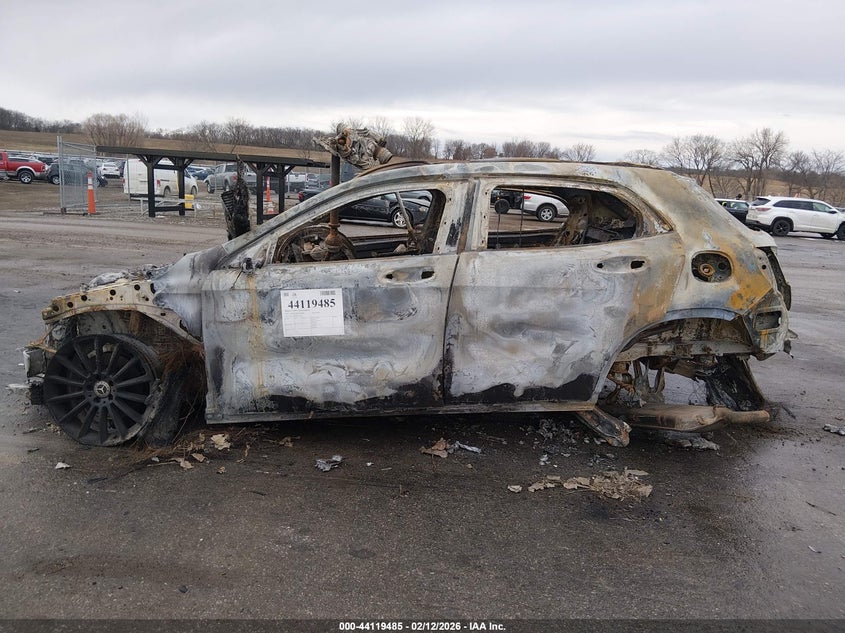 2019 Mercedes-Benz Gla 250 4Matic VIN: WDCTG4GB5KJ576634 Lot: 44119485