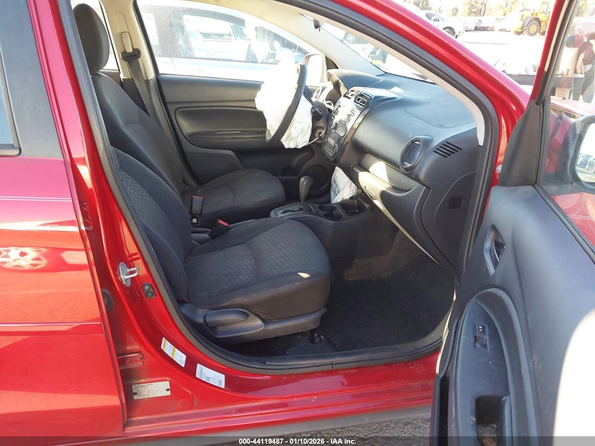 2015 Mitsubishi Mirage De