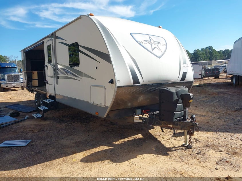2018 Highland Ridge M-275Rls Silverstar