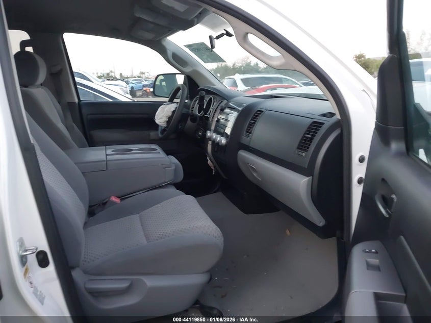 2010 Toyota Tundra Grade 5.7L V8