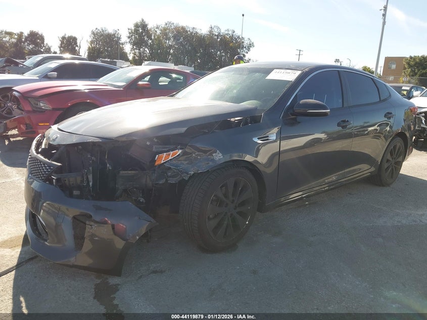 2018 Kia Optima S 5XXGT4L3XJG251093 photo 1