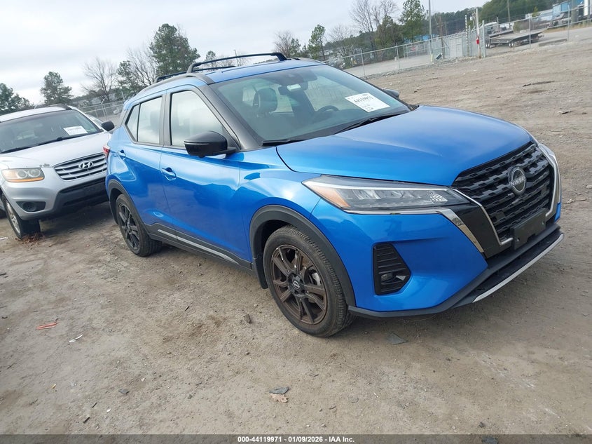 2023 Nissan Kicks Sr Xtronic Cvt