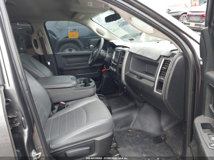 2017 Ram 1500 Tradesman 4X2 5'7 Box