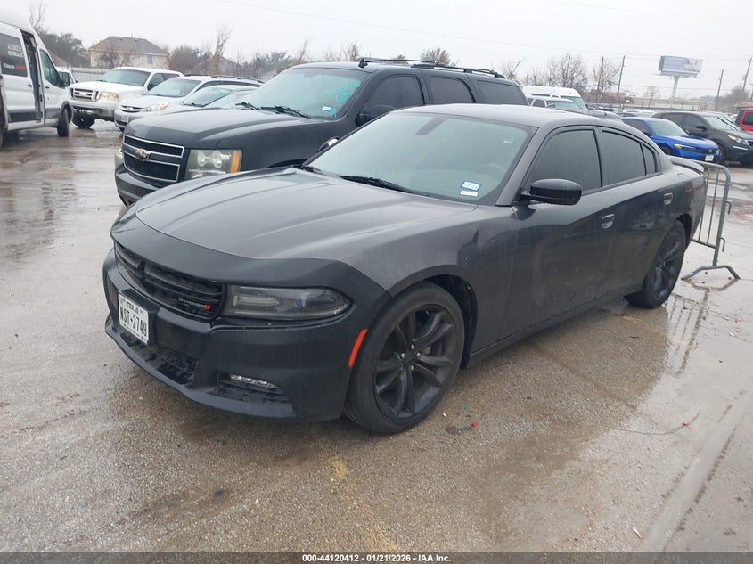 Vin: 2c3cdxhg6gh210804, lot: 44616321, dodge charger sxt 20162