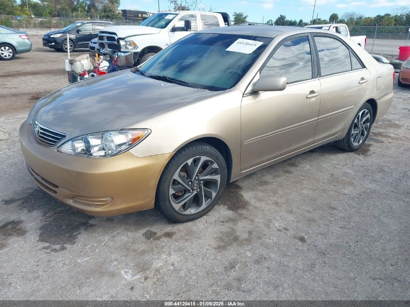 2005 Toyota Camry Le