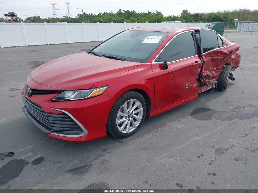 2024 Toyota Camry Le
