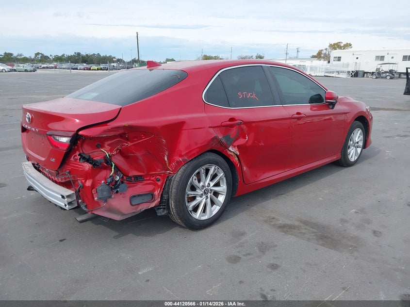 2024 Toyota Camry Le