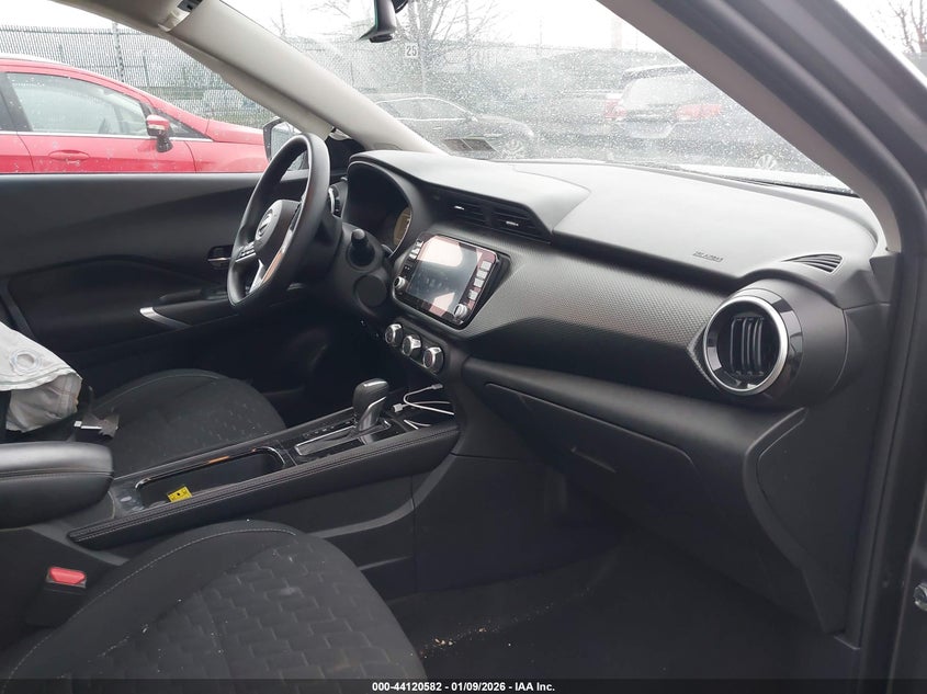 2023 Nissan Kicks Sv Xtronic Cvt