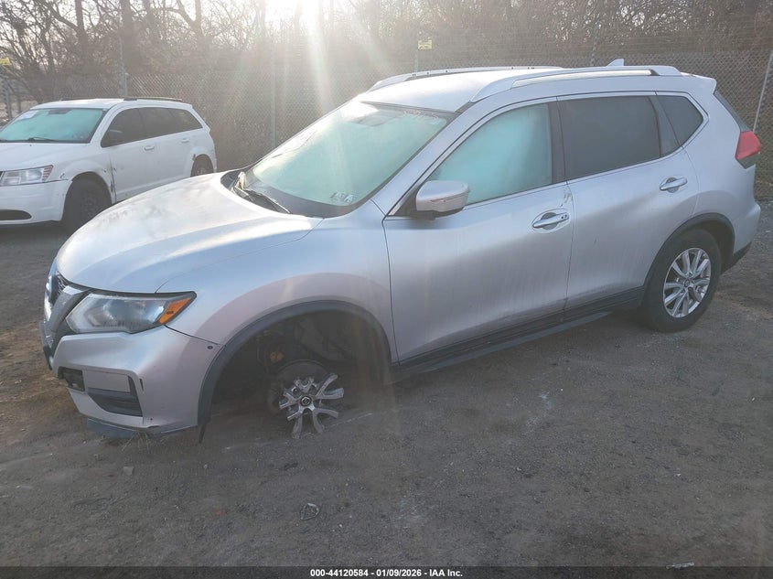2017 Nissan Rogue Sv
