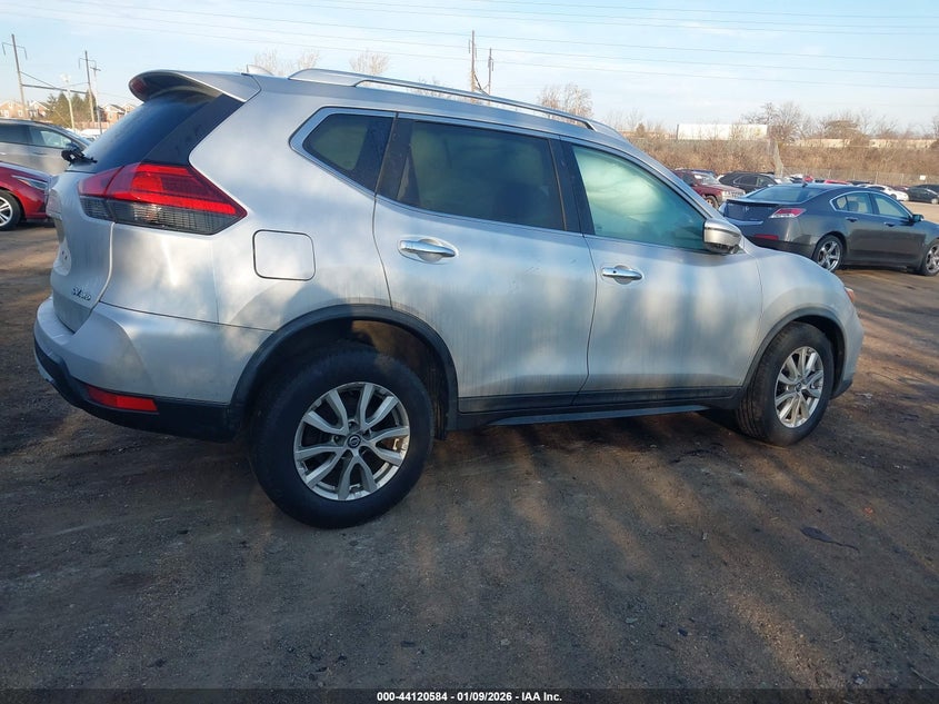 2017 Nissan Rogue Sv