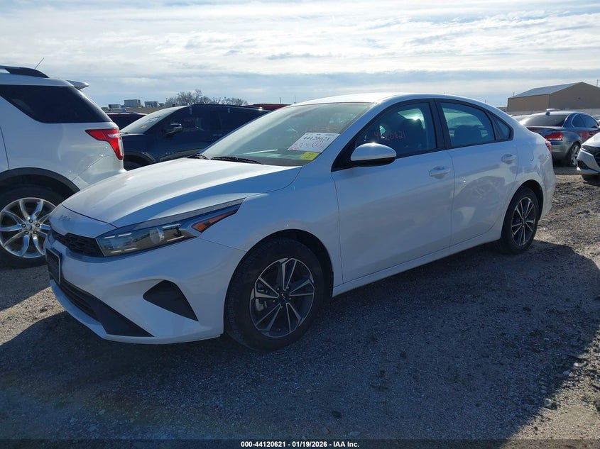 2024 Kia Forte Lxs 3KPF24AD1RE706847 photo 1