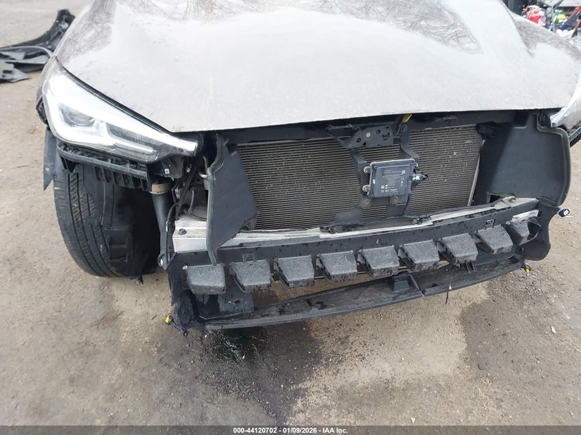 VIN 3PCAJ5M30KF138841 2019 INFINITI QX50 ESSENTIAL