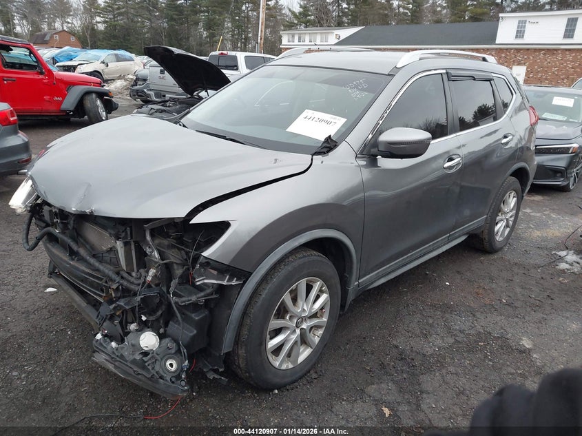 2018 Nissan Rogue Sv