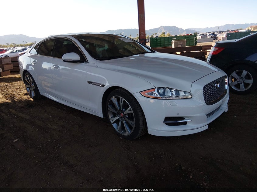 2015 Jaguar Xj