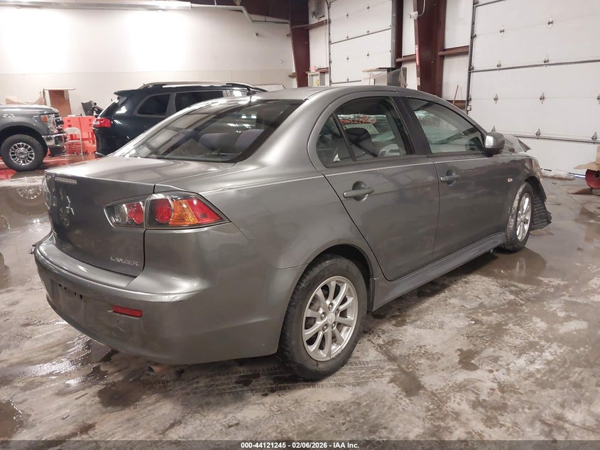 2013 Mitsubishi Lancer Es