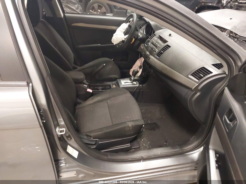 2013 Mitsubishi Lancer Es