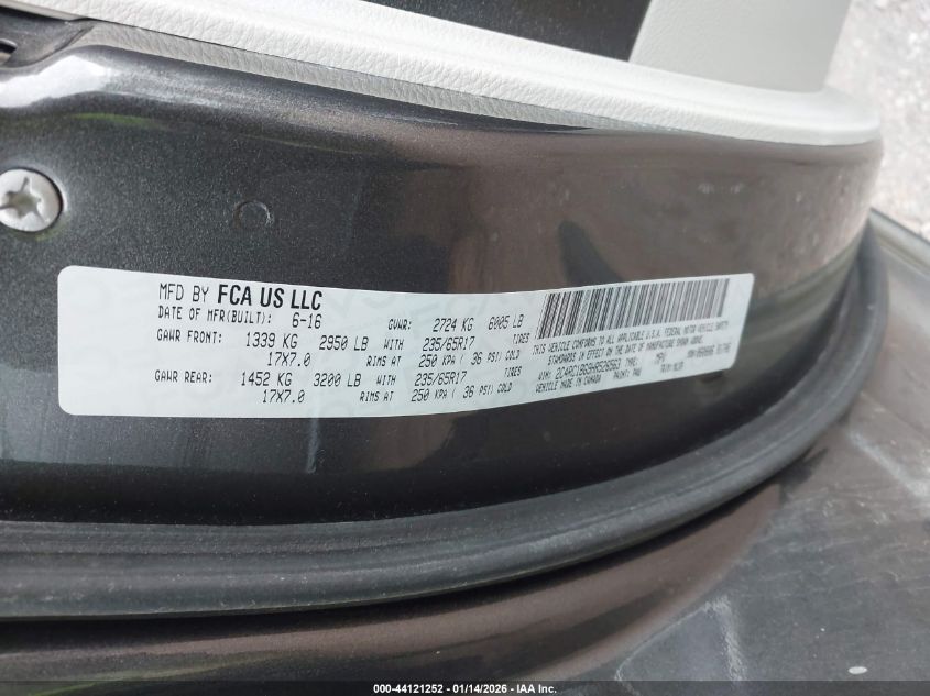 2017 Chrysler Pacifica Touring-L VIN: 2C4RC1BG9HR526563 Lot: 44121252