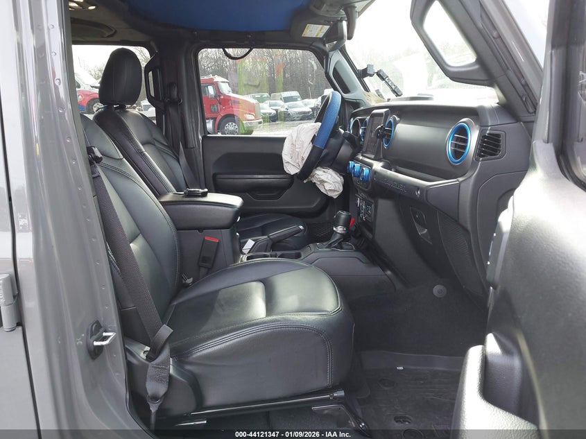 2022 Jeep Wrangler Unlimited High Tide 4X4