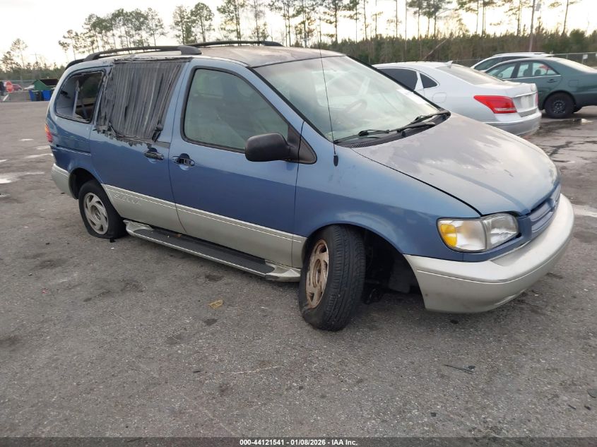 2000 Toyota Sienna